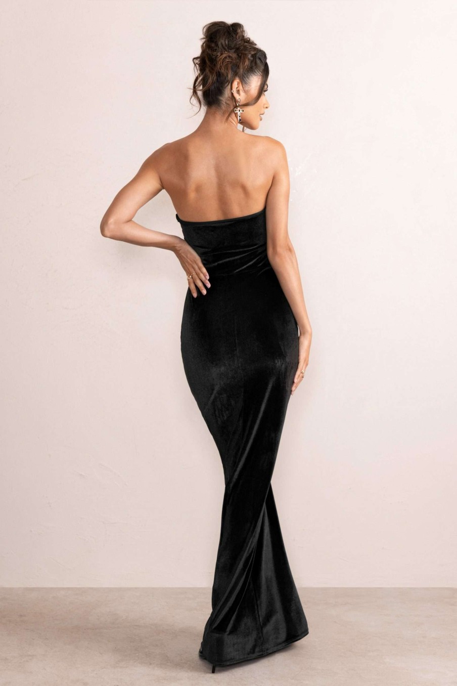 Dresses * | Belle Of The Ball | Black Velvet Bandeau Maxi Dress With Split Hem Club L London Best Quality