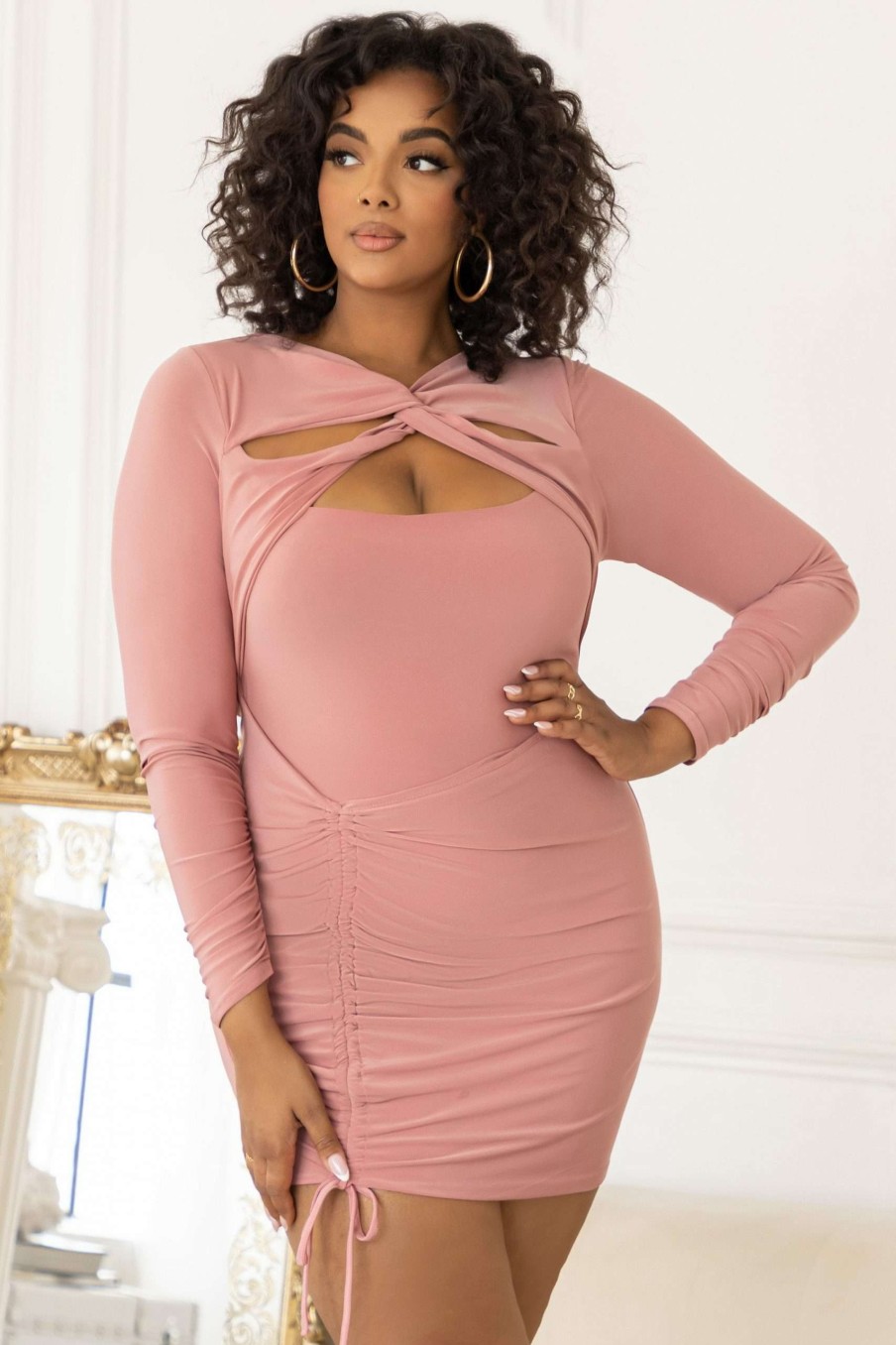 Dresses * | Happy Hour | Plus Dusty Rose Twist Front Ruched Mini Dress Club L London Featured