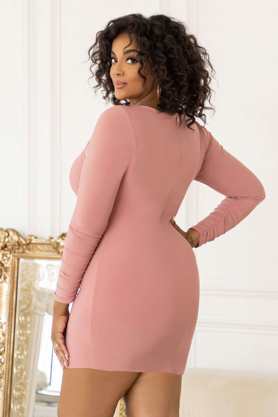 Dresses * | Happy Hour | Plus Dusty Rose Twist Front Ruched Mini Dress Club L London Featured