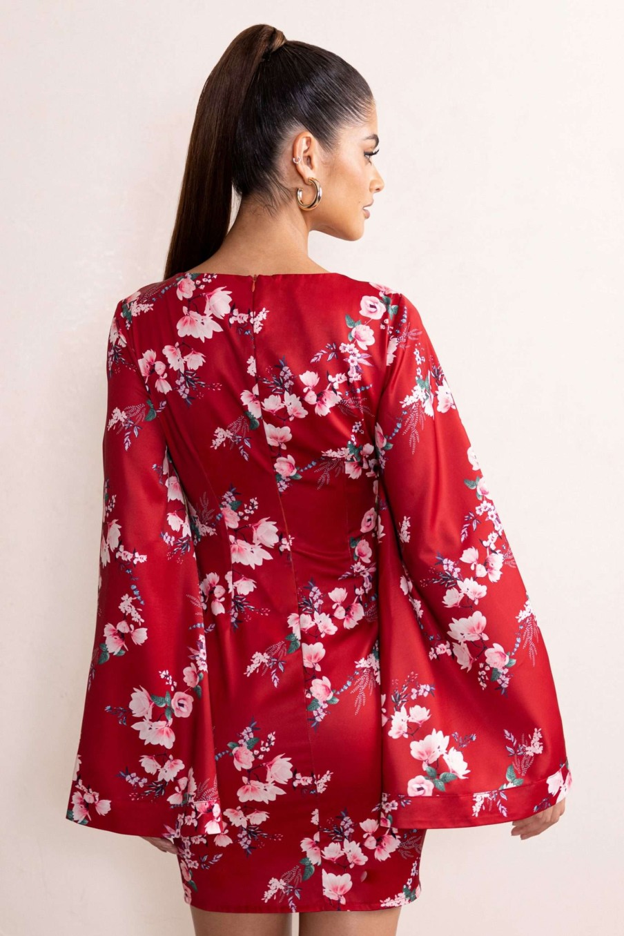 Dresses * | Aubrey | Red Floral Print Plunge Neck Kimono Sleeve Mini Dress Club L London Hot Selling