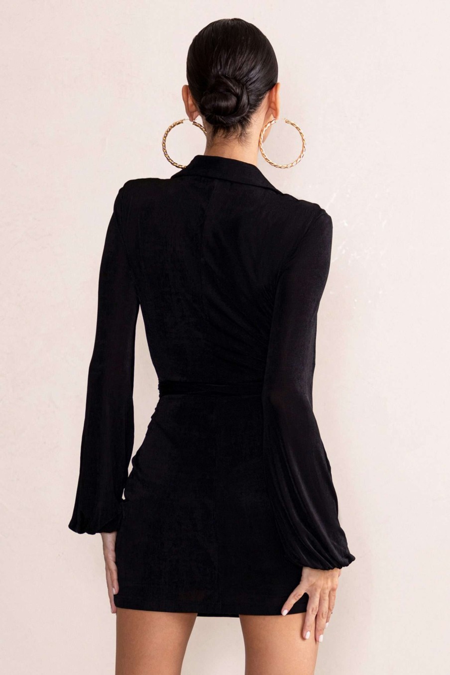 Dresses * | Hot Breeze | Black Plunge Neck Belt Detail Puff Sleeves Mini Dress Club L London Classical